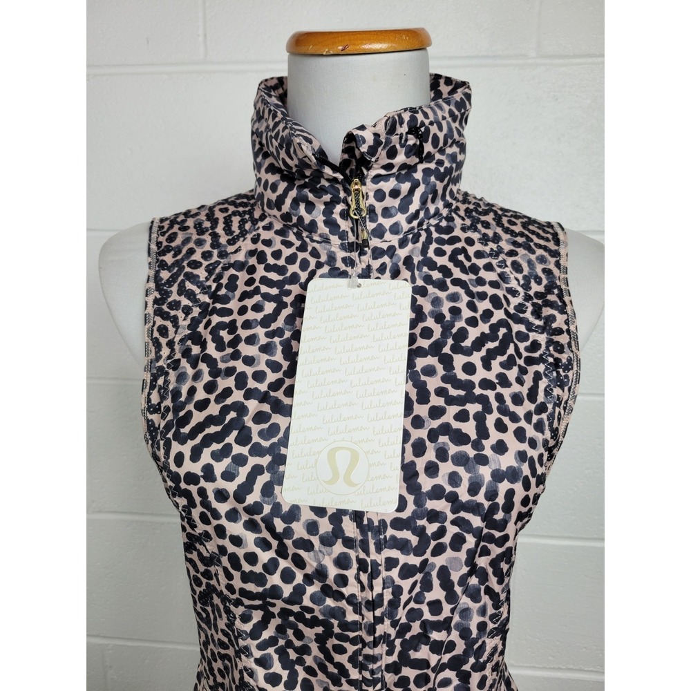 NWT Lululemon Pack-It Vest Ace Spot Grain Black Leopard W4H46S Sz‎ 4 - Picture 2 of 12